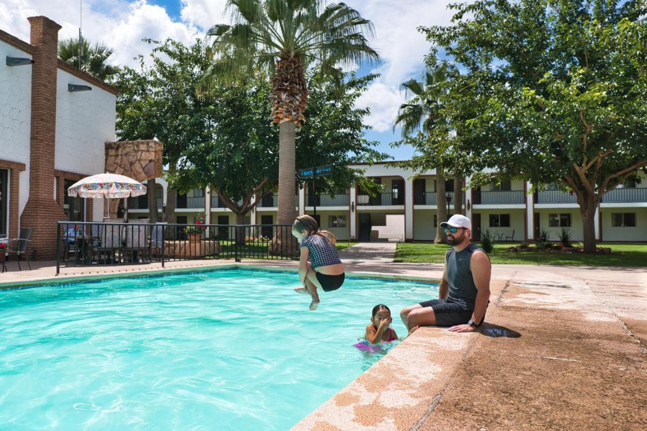 Hotel Hacienda Nuevo Casas Grandes 外观 照片