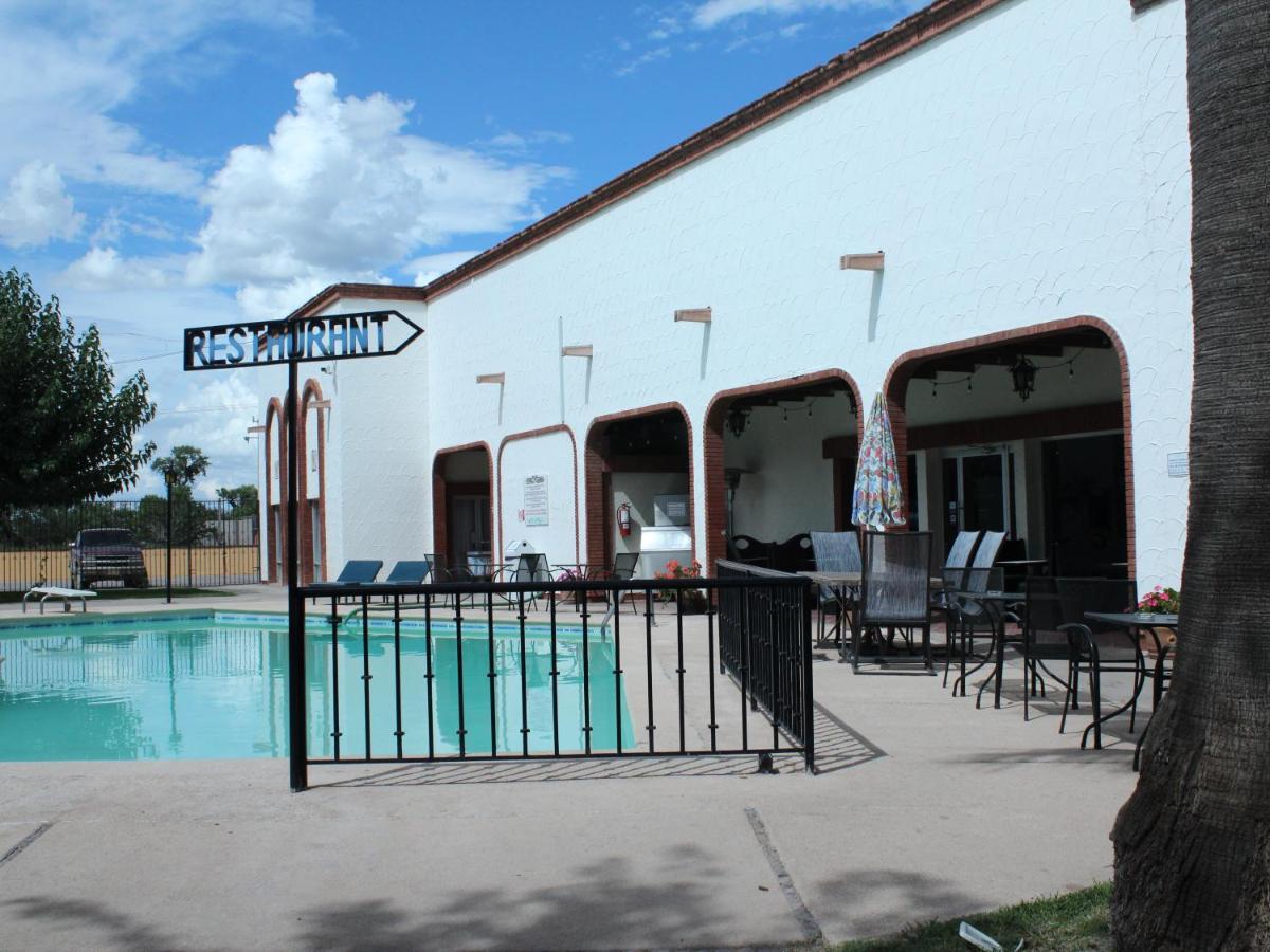 Hotel Hacienda Nuevo Casas Grandes 外观 照片